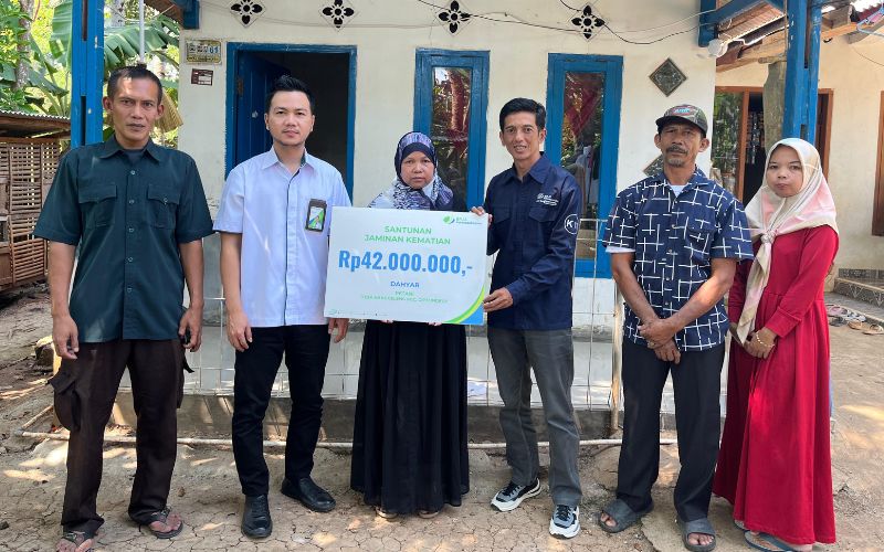 Meninggal Karena Sakit, Petani dan Pengrajin Kayu dapat Santunan Puluhan Juta dari BPJS Ketenagakerjaan