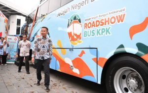 Roadshow Bus KPK, Bey Machmudin: Keluarga Berperan Penting Dukung Gerakan Antikorupsi