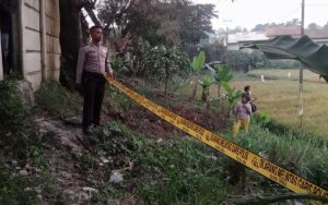 Mayat Bayi Sudah Membusuk Ditemukan di Sukatani, Polres Purwakarta Lakukan Penyelidikan