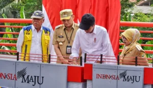 Presiden Jokowi Resmikan 16 Proyek Jembatan di Jawa Barat, Habiskan Anggaran Rp1,9 Triliun