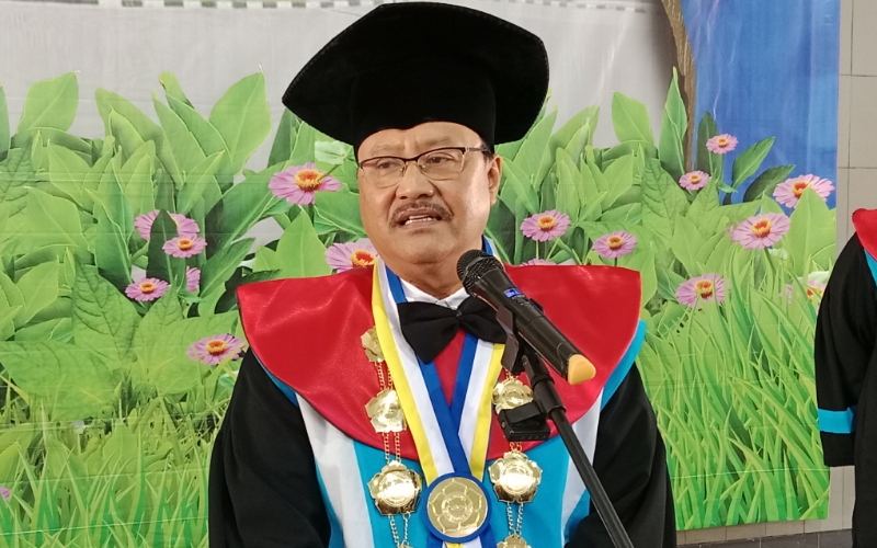 Hadiri Wisuda Poltekesos Bandung, Mensos Syaifullah Ungkap Penyebab Masalah Kesejakteraan Sosial
