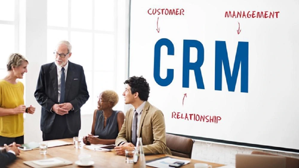 Ilustrasi implementasi CRM dalam bisnis (Foto: Freepik)