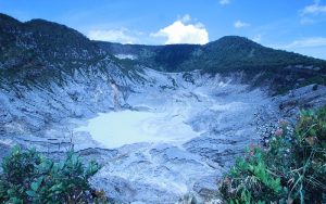 Gunung Tangkuban Parahu Masih Berstatus Normal Pasca-Gempa Sesar Lembang, Warga Diminta Waspadai