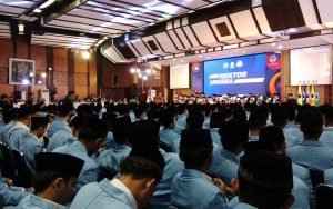 Lantik Lebih dari 2.000 Maba, Rektor Unisba Mahasiwa Berpikir Maju dan Kuasai Teknologi