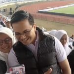Ribuan EMAK Kegirangan! Ketemu Idola, Sahrul Gunawan di Jambore PKK
