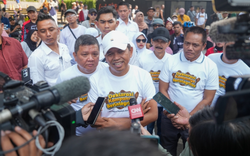 Diserbu Warga saat Kampanye Berintegritas, Dedi Mulyadi Curhat Soal Serangan SARA: Publik Sudah Cerdas!