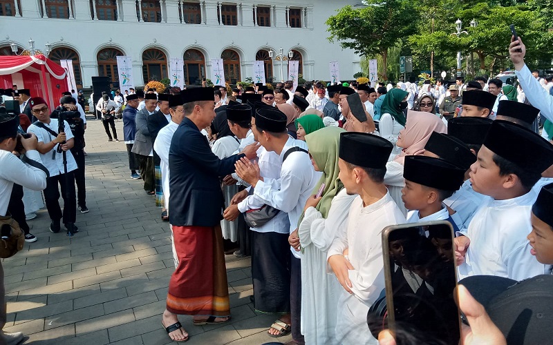 HSN 2024, Pemprov Jabar Guyur Kadeudeuh Bagi Santri Berprestasi
