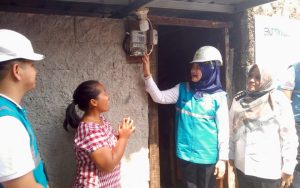 Donasi Insan PLN Terangi 3.725 Keluarga se-Indonesia