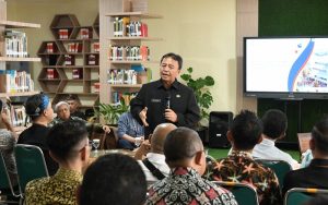 Herman Suryatman Dorong Pasar Tradisional di Jabar Miliki Tata Kelola Sampah yang Baik