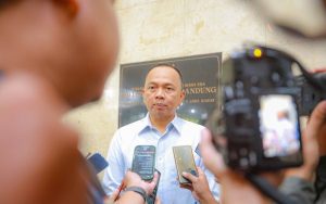 Koswara Minta ASN Netral di Pilkada Kota Bandung 2024: Jangan Dulu Berpose Foto dengan Jari!