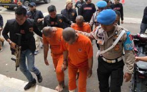 Dilumpuhkan Timah Panas, Polisi Tangkap Tiga Pelaku Perampokan SPBU di Garut
