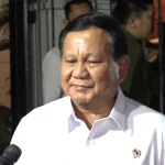 Presiden terpilih Prabowo Subianto usai menerima para calon menteri di kediamannya (Foto: Net)