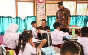 Yudia Ramli Sebut Uji Coba Makan Siang Bergizi di Sumedang Berjalan Lancar