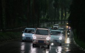 SERES E1: Mobil Listrik Kompak dan Efisien, Pilihan Ideal Keluarga Muda di Bandung