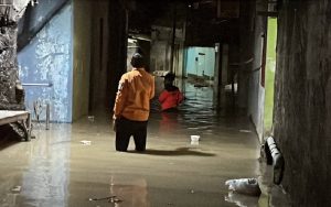 Banjir di Pangenan Rendam Rumah dan Sekolah, Jalur Pantura Cirebon Terganggu