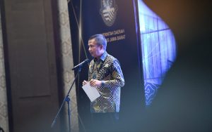 Jabar Deklarasikan Gerakan Tolak Judol dan Pinjol Ilegal, Bey Machmudin Tegaskan Ini