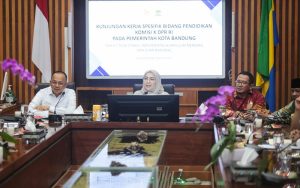 PPDB Zonasi dan Kurikulum Merdeka Jadi Fokus Evaluasi di Bandung