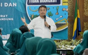 Soal Pengelolaan Sampah, Herman Suryatman Gandeng Kader PKK