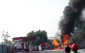 Ini Kronologi Mobil Terbakar di SPBU Mangunreja Tasikmalaya