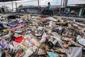 Soal Tumpukan Sampah di Jalan Raya Bogor-Depok, Ini Penjelasan DLHK