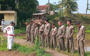 Satlat Sindanglaka Cianjur Gelar Uji Naik Tingkat dan Latihan Alam