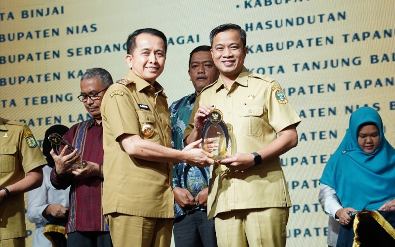 Pemkot Tebing Tinggi Raih Penghargaan Informatif di Komisi Informasi Awards 2024