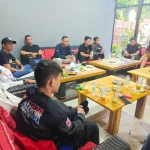Silaturahmi Sat Intelkam Polres Purwakarta Bersama Komunitas Motor di Kabupaten Purwakarta. (Foto: Gin/Jabarnews)