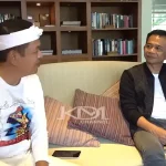 Kang Dedi Mulyadi dan Saepul Bahri Binzein yang akrab disapa Om Zein (Foto: Tangkapan layar akun YouTube Kang Dedi Mulyadi Channel)