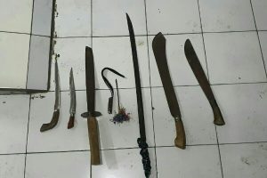 Polisi Amankan Puluhan Sajam Usai Gerebek Rumah Kosong di Majalengka, Milik Siapa?