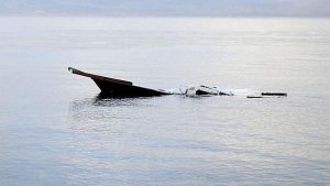 Nelayan di Karawang Tewas, Satu Hilang Setelah Perahu Dihantam Ombak Besar