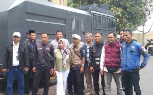 Diduga Selewengkan Dana Desa, Oknum Kades Padaluyu Dilaporkan Warga ke Polisi