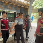 Personel Sat Samapta Polres Purwakarta saat lakukan patroli di Objek Wisata. (Foto: Dok Polres Purwakarta)