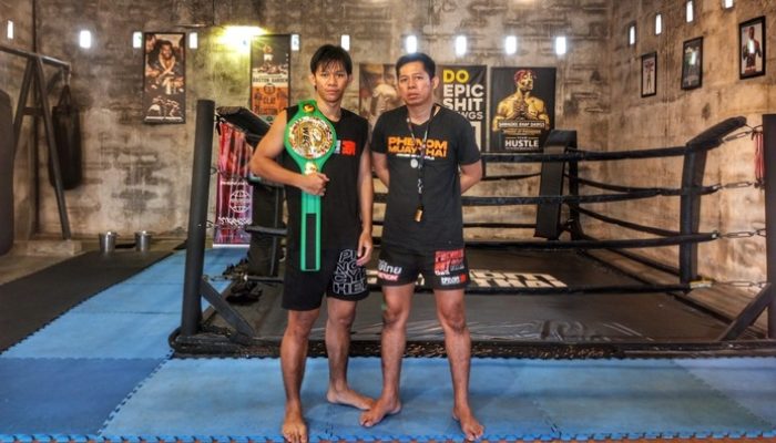 Rafly ‘Phenomboy’ Shakur, Pemegang Sabuk WBC Muaythai Indonesia, Siap Bertanding di Laga Internasional Pertamanya di Inggris