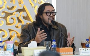 Soal Jalan Rusak di Cirebon, Ono Surono: Harus Diperbaiki Sekarang, Bukan Nanti!
