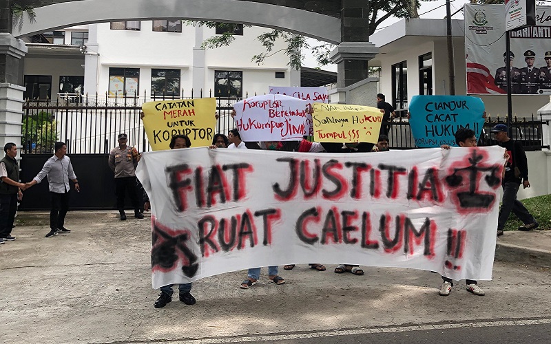 Aksi Bungkam Jaringan Intelektual Muda di Kejari Cianjur, Desak Usut Kasus Korupsi