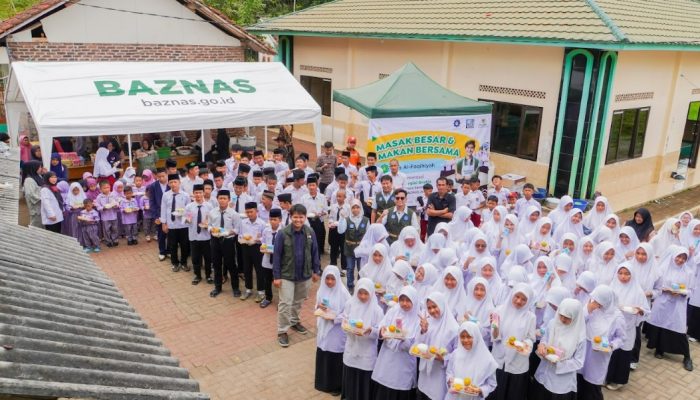 PT Jasa Sarana & Baznas Jabar Bergerak! Bagaimana Program Ini Mengubah Kehidupan Siswa?
