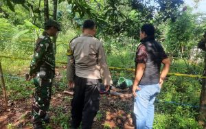 Pria 61 Tahun di Purwakarta Ditemukan Tewas di Kebun Miliknya, Diduga Karena Kelelahan