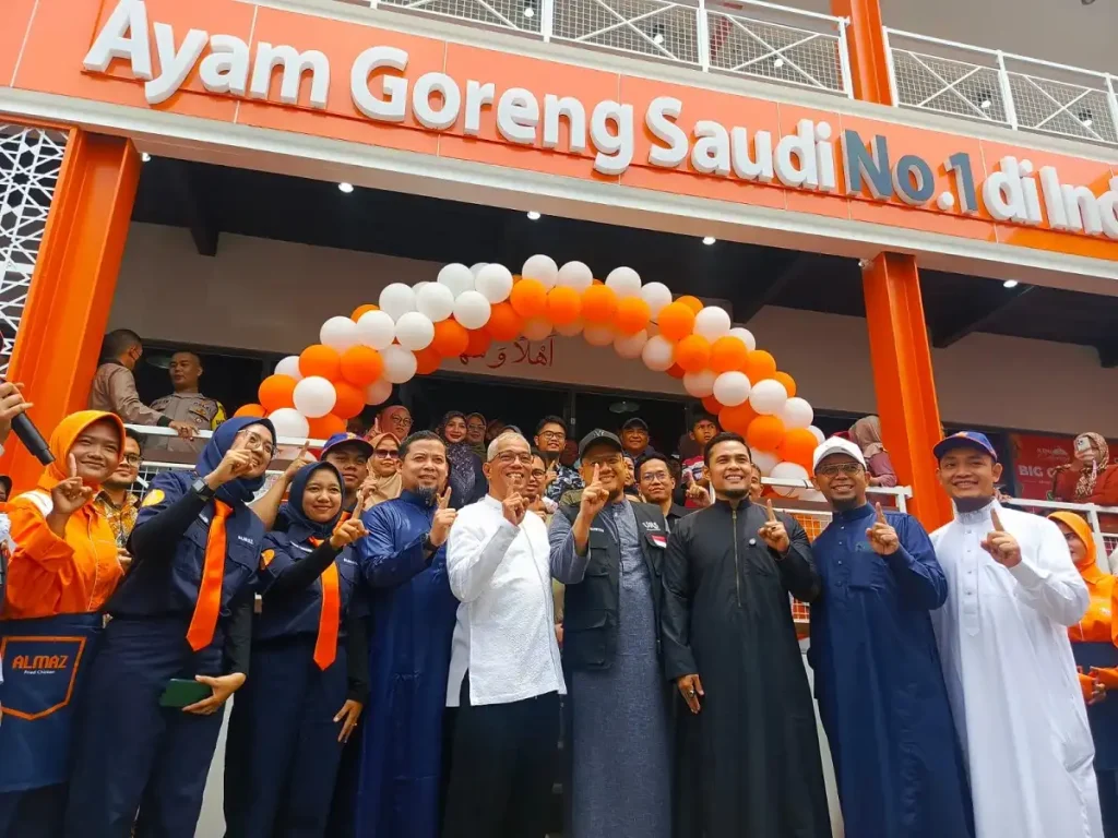 Pecinta Kuliner Wajib Coba! Ayam Goreng Khas Saudi Kini Hadir di Purwakarta