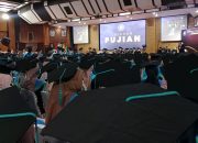 Unisba Lantik 1.400 Wisudawan, Rektor Beri Pesan Inspiratif di Akhir Masa Jabatan
