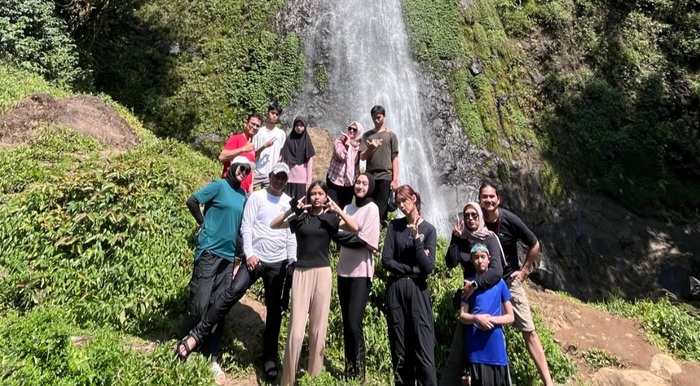 Curug Cibareubeuy Subang
