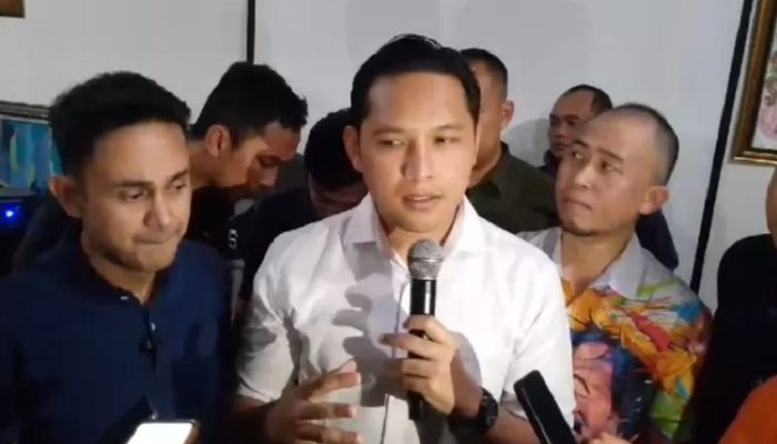 Bupati Cianjur Turun Tangan Perbaiki Jalan Rusak di Sukamulya
