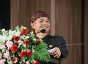 Bupati Om Zein Tunjukkan Gaya Kepemimpinan Solutif Tangani Penyalahgunaan Dana Siswa