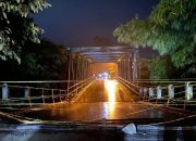 Jembatan Cicangor Amblas, Akses Loji-Karawang Lumpuh Total