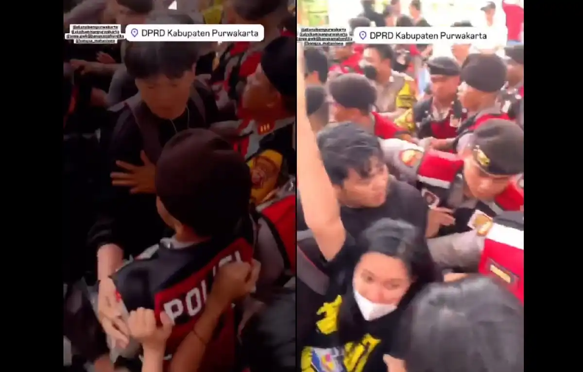 Massa aksi AGP terlibat saling dorong dengan aparat kepolisian saat berusaha memasuki Gedung DPRD Kabupaten Purwakarta untuk menyampaikan pernyataan sikap. (Foto: Tanggapan layar video)