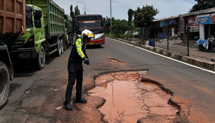 Jelang Mudik, Polres Purwakarta Survei Jalur Arteri dan Temukan Jalan Berlubang