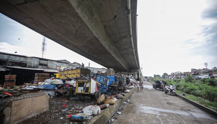 Pemkot Bandung Genjot Pengelolaan Sampah, Flyover Ciroyom Jadi Fokus Utama