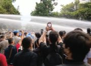 Unjuk Rasa Tolak Revisi UU TNI di Sukabumi Berujung Ricuh, 10 Orang Diamankan Polisi, 3 Lainnya Masuk Rumah Sakit