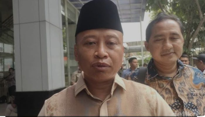 Usai Ditegur Dedi Mulyadi, Wali Kota Depok Supian Suri Minta Maaf Gegara Kebijakan Ini