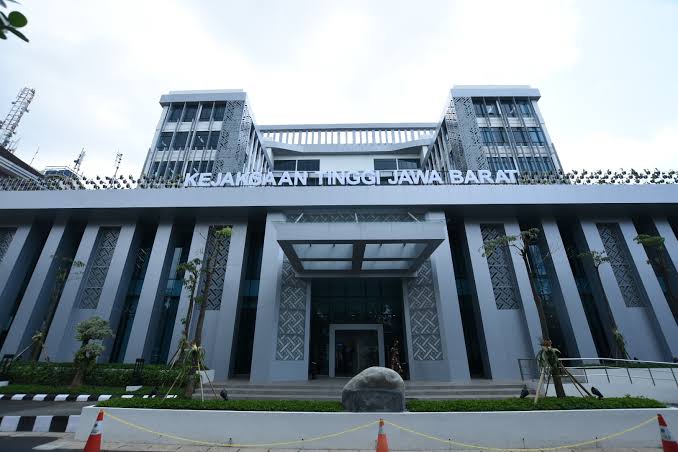 Bukti Arogansi? Jaksa Sumedang Diduga Tampar Terdakwa, Kejati Jabar Didesak Copot Oknum!