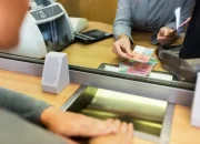 Cek Jadwal! Ini Daftar Bank yang Tetap Beroperasi Saat Libur Lebaran 2025